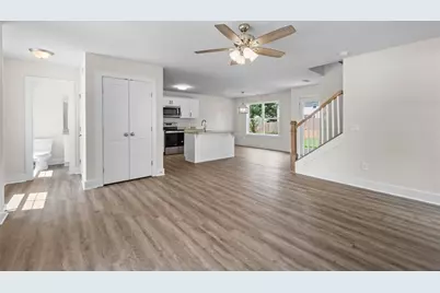 7809 Wilkinson Drive, Gainesville, GA 30506 - Photo 2