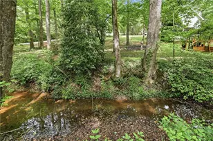 155 Deerfield Cir, Mount Airy, GA 30563 - Photo 2