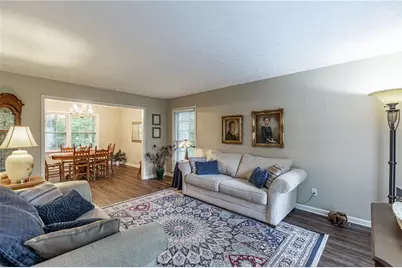 3672 Stonelake Court SW, Lilburn, GA 30047 - Photo 10