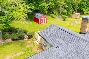 6170 Shallow Wood Ln, Douglasville, GA 30135 - Photo 4
