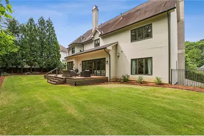 425 Laurel Chase Court, Sandy Springs, GA 30327 - Photo 30