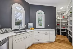425 Laurel Chase Ct, Sandy Springs, GA 30327 - Photo 12
