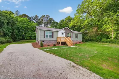 741 Thompson Lane, Loganville, GA 30052 - Photo 2