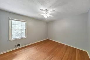 623 Peachtree Dr SE, White, GA 30184 - Photo 18