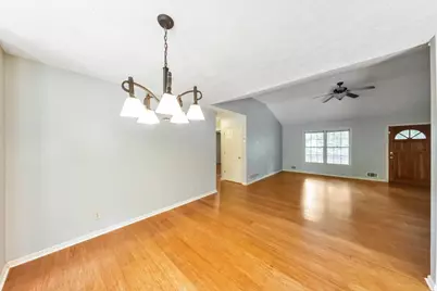 623 Peachtree Drive SE, White, GA 30184 - Photo 8