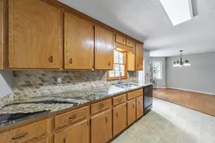 623 Peachtree Dr SE, White, GA 30184 - Photo 12
