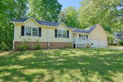 1012 Atherton Lane, Woodstock, GA 30189 - Photo 2