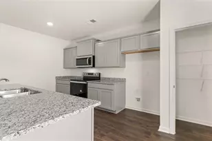 8576 Seabiscuit Rd, Lithonia, GA 30058 - Photo 10