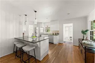 1677 Rochelle Dr, Dunwoody, GA 30338 - Photo 8