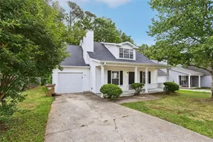 6758 Biscayne Blvd, Rex, GA 30273 - Photo 2