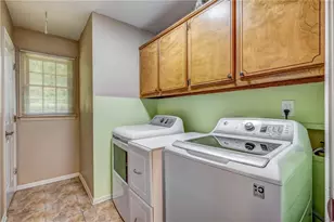 6646 Heathrow Ct, Stone Mountain, GA 30087 - Photo 4