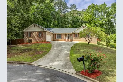 6646 Heathrow Court, Stone Mountain, GA 30087 - Photo 2