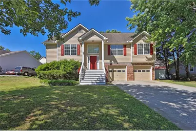 5870 Tallant Drive, Sugar Hill, GA 30518 - Photo 2