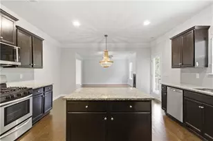 171 Cherokee Reserve Cir, Canton, GA 30115 - Photo 10