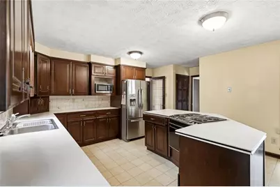 2553 Amalfi Drive, Conyers, GA 30012 - Photo 12
