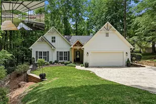 8915 Bayview Ct, Gainesville, GA 30506 - Photo 1