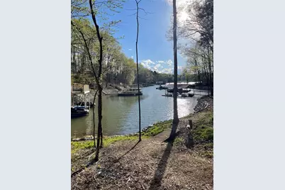 8915 Bay View Court, Gainesville, GA 30506 - Photo 2