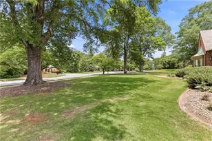 511 Dixon Dr, Gainesville, GA 30501 - Photo 6