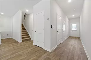 3652 Parkway James Dr, Snellville, GA 30039 - Photo 4