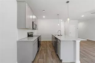 3652 Parkway James Dr, Snellville, GA 30039 - Photo 12