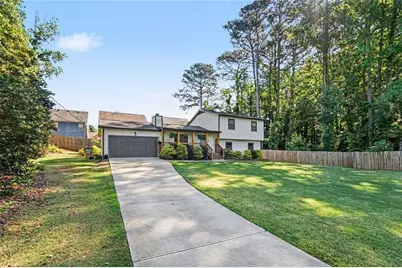 3215 Alcazar Drive SW, Lilburn, GA 30047 - Photo 2
