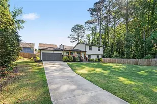 3215 Alcazar Dr SW, Lilburn, GA 30047 - Photo 2