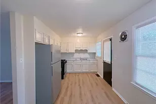 634 Currie Dr, Forest Park, GA 30297 - Photo 6