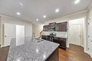 342 Braemore Mill Dr, Lawrenceville, GA 30044 - Photo 6