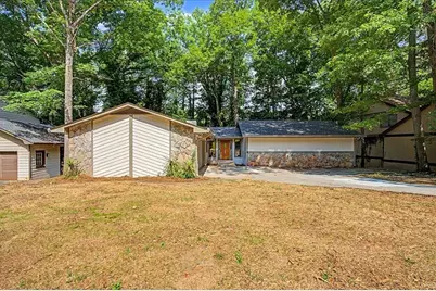 1583 Fieldgreen Overlook, Stone Mountain, GA 30088 - Photo 2