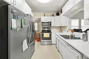 2088 E Roxboro Rd NE, Atlanta, GA 30324 - Photo 6