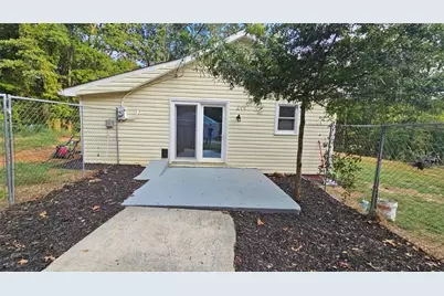 471 Perkins Circle, Cumming, GA 30028 - Photo 8