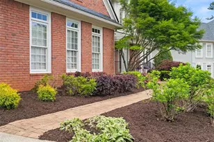 702 Cheswich Overlook SE, Marietta, GA 30067 - Photo 4