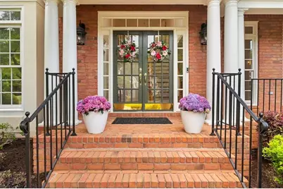 702 Cheswich Overlook SE, Marietta, GA 30067 - Photo 2