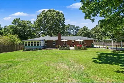 2122 Timber Lane, Snellville, GA 30078 - Photo 22