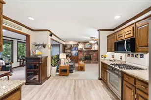3026 Coach Ln, Marietta, GA 30062 - Photo 12