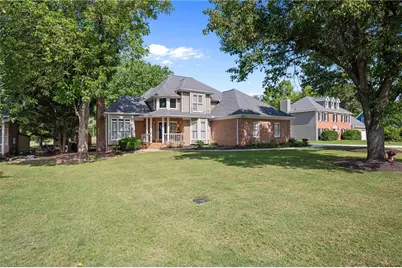 656 Clubland Circle SE, Conyers, GA 30094 - Photo 2