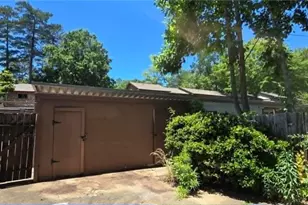 673 Garden Walk Dr, Stone Mountain, GA 30083 - Photo 4