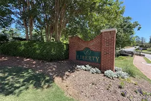 1725 Liberty Ln, Roswell, GA 30075 - Photo 2