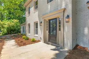 1878 Wicks Ln, Marietta, GA 30062 - Photo 4