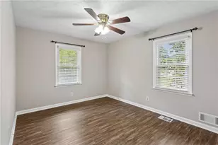2672 Fairfield Dr SW, Marietta, GA 30064 - Photo 20