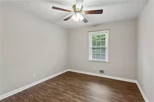 2672 Fairfield Dr SW, Marietta, GA 30064 - Photo 22