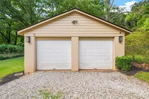 1060 Regent St SW, Atlanta, GA 30310 - Photo 32