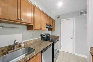 3120 Seven Pines Ct, Atlanta, GA 30339 - Photo 10