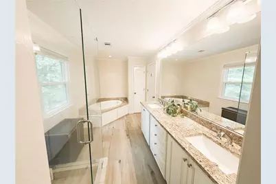 8595 Woodledge Lane, Roswell, GA 30076 - Photo 24