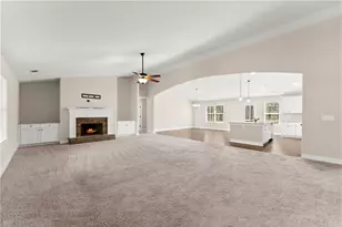 561 Oconee Ln, Commerce, GA 30529 - Photo 6