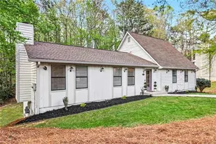 115 Ansley Ct, Roswell, GA 30076 - Photo 2