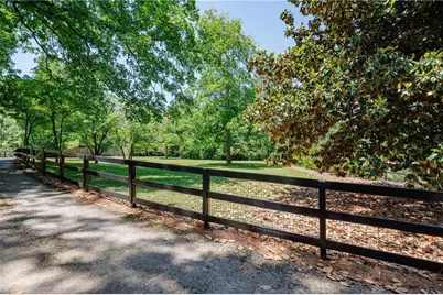 950 Jones Road, Roswell, GA 30075 - Photo 48