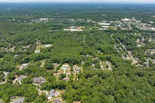 950 Jones Rd, Roswell, GA 30075 - Photo 58