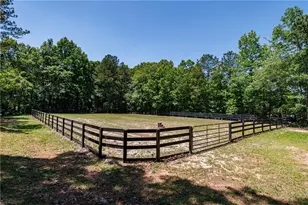 950 Jones Rd, Roswell, GA 30075 - Photo 32