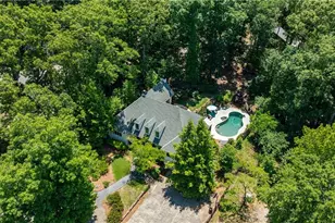 950 Jones Rd, Roswell, GA 30075 - Photo 52